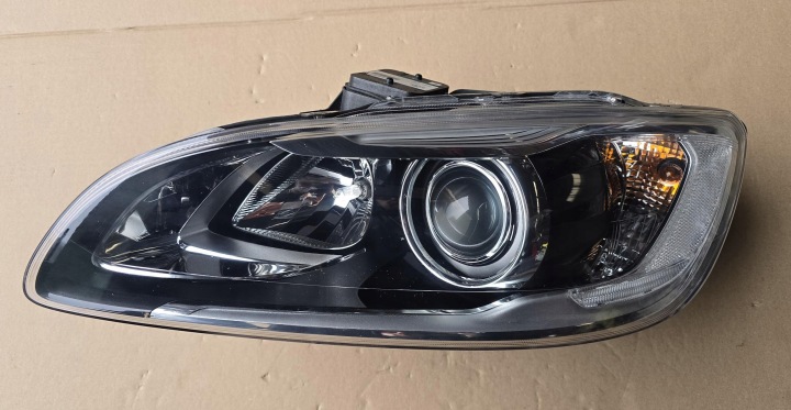 Licht vorne vorne links VOLVO V60 S60 2 LIFT 31420108