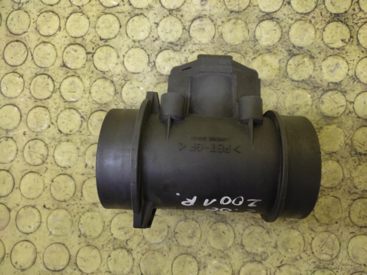 HYUNDAI COUPE 2.0 flow meter 2816423200