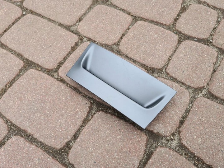 plato skrinka spolujazdca tunelu Opel Astra K V 13448078