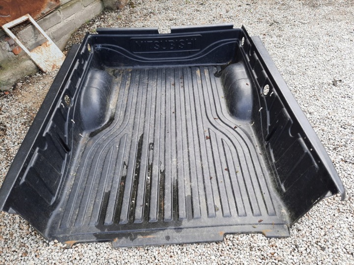 KUWETA TAPPETO Rivestimento pianale pavimento PAKI MITSUBISHI L200 1,5 cabina