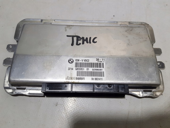 BMW 7 F01 F02 F10 F11 unité de commande électronique uce ICM module de la suspension SPRAWNY 6855951