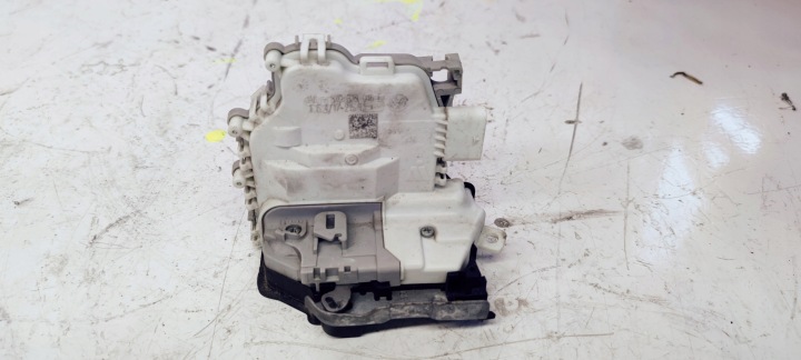 de la Serrure Portière Droite Arrière AUDI A1 8X0839016E 5 PIN
