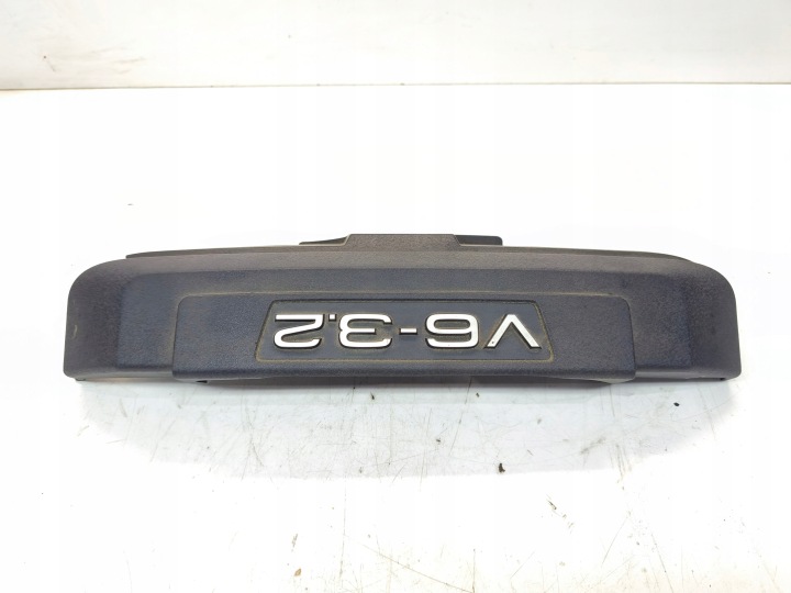 cover engine housing cover AUDI A6 C6 3.2 FSI AUK 06E103925A
