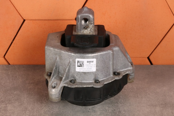 BMW 2' G42 3' G20 G21 4' G22 G23 G26 Supporti motore usato Destro 7581618 9248km!
