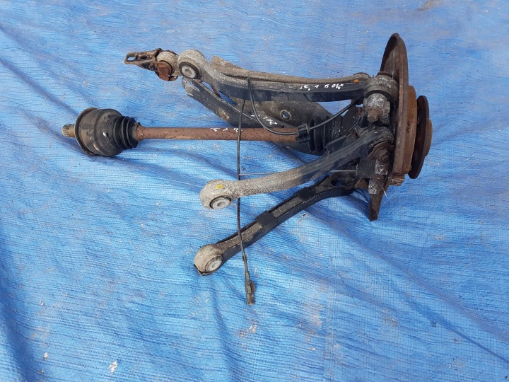 Achsschenkel Radnabe Radlager Querlenker links heck MERCEDES SL R230 W230 PIASA