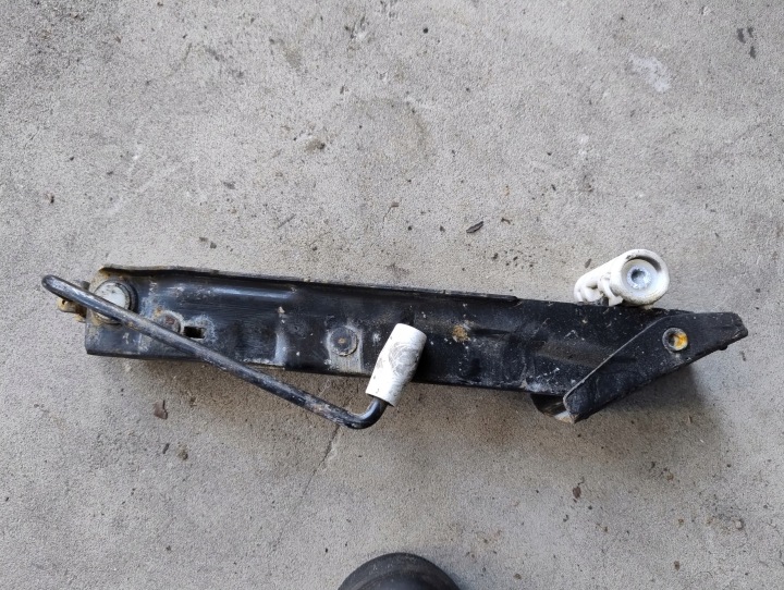 řadicí páka stahovačka AUDI A6 C7 4G0011031K