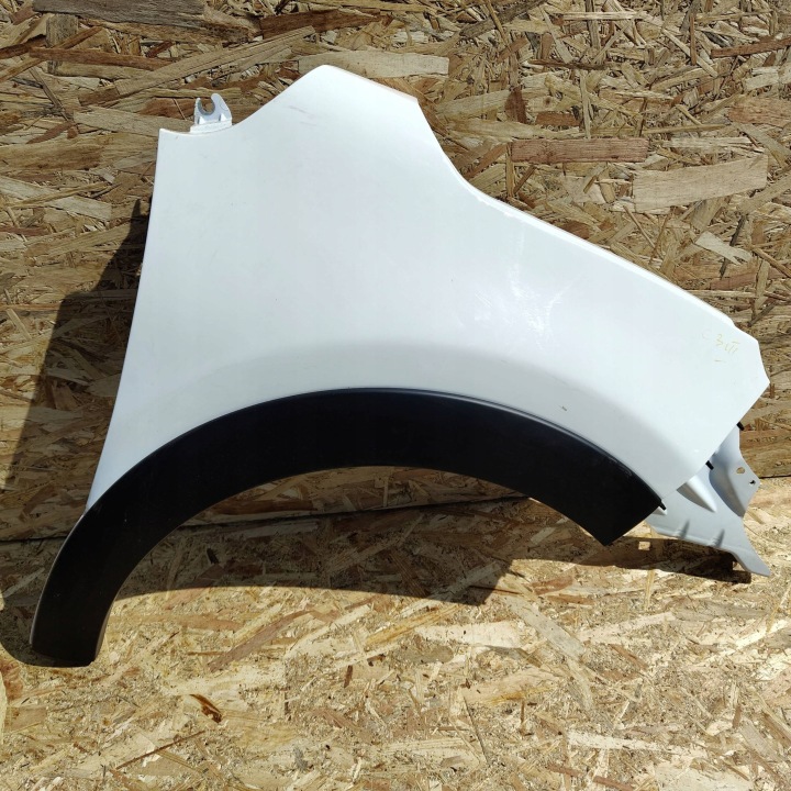 fender right side Citroen C3 III Ewp bialy demontaz