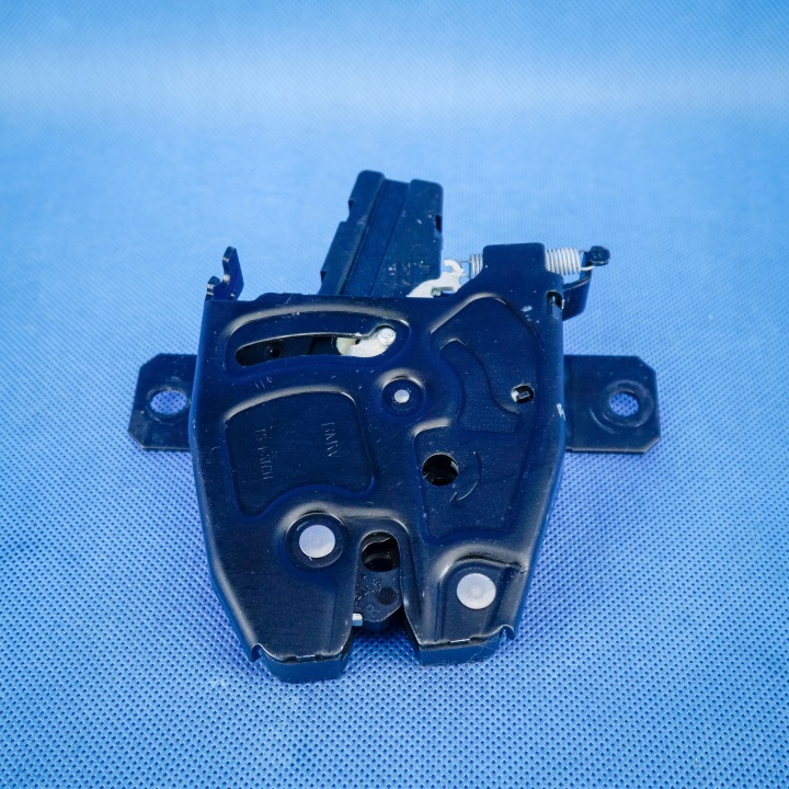 lock of the rear dolnej bonnet boot right BMW X5 G05 51247475462 7475462