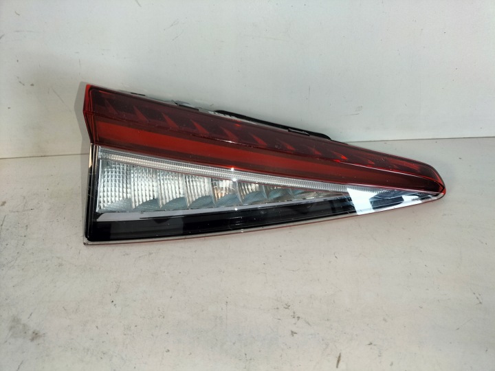 Licht hinten heck links SKODA ENYAQ 21- LED
