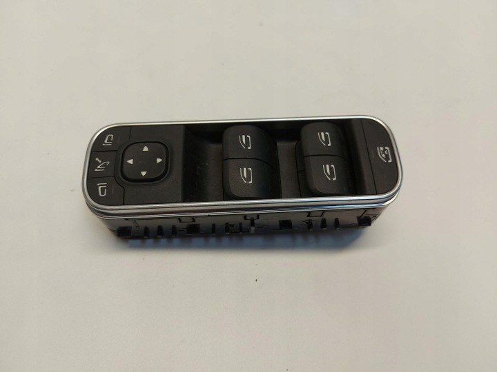 Mercedes EQA 250+ W243 PANEL ovladac oken levý předek A1679059803