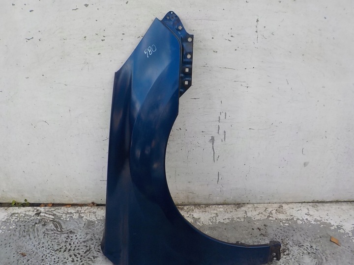 980 SUBARU LEGACY V 5 Kotflügel rechts vorne vorne