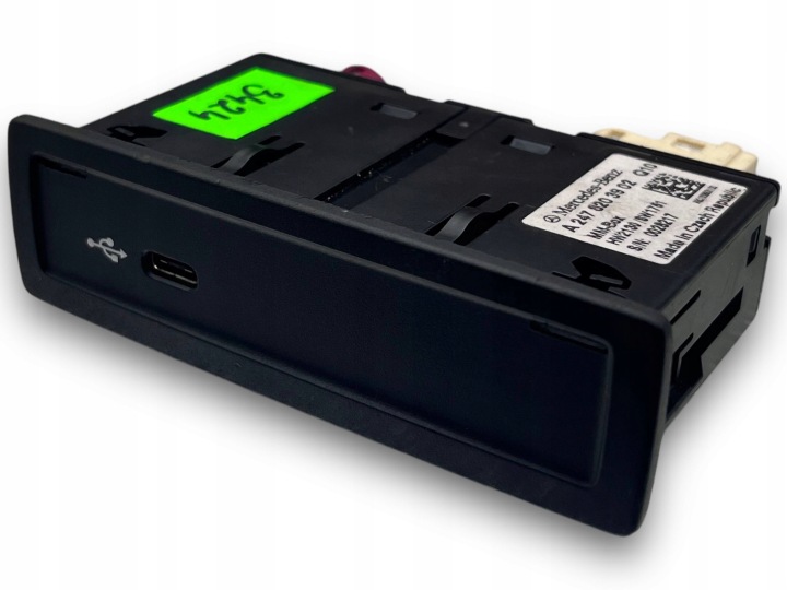 MERCEDES W247 PORT USB 2478203902 @M