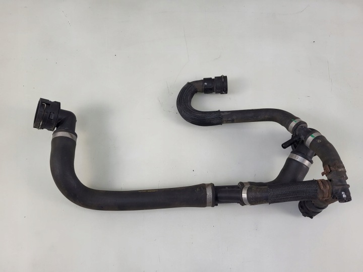 vedení vody trouba hadice trojnik 2.0 d Range Rover EVOQUE L538 LIFT GJ328260AA