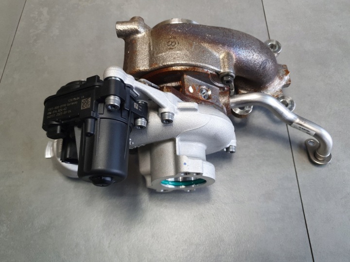 Audi A3 8Y 1.5 tsi Turbolader turbina 05E145702L 9km wie neu