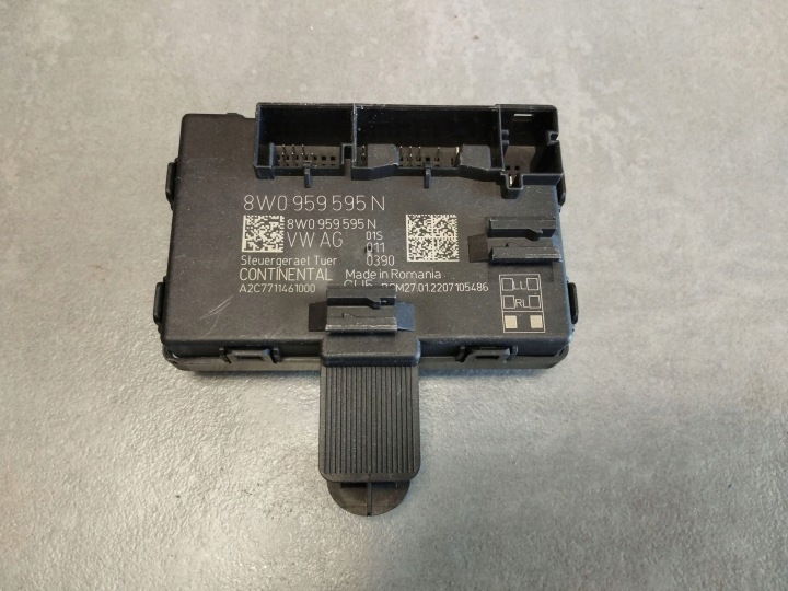 Audi A4 S4 B9 8W modulo PORTA Portiera Destra posteriore 8W0959595N