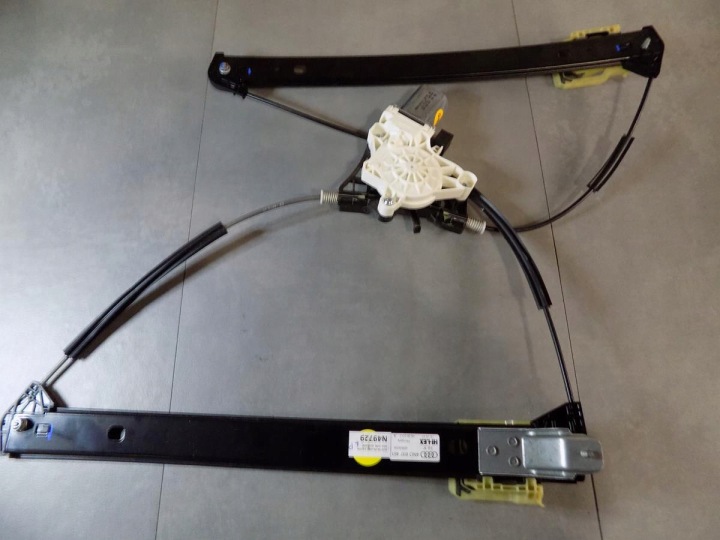 AUDI A8 4N Mécanisme Vitres Gauche Avant 4N0837461