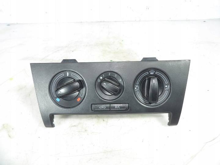SKODA RAPID PANEL Bouches buses 5JA820045D
