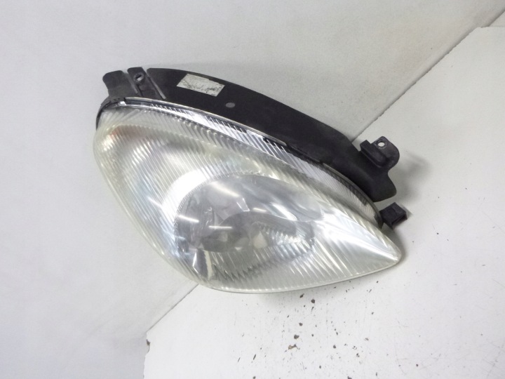 licht vorne Citroen Xsara Picasso 2003r.