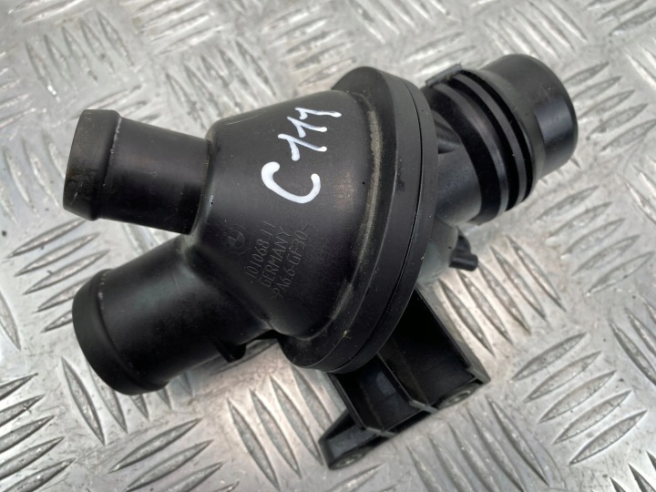 BMW X1 E84 N20 3 Series thermostat housing of gas chlodzacego 10106811