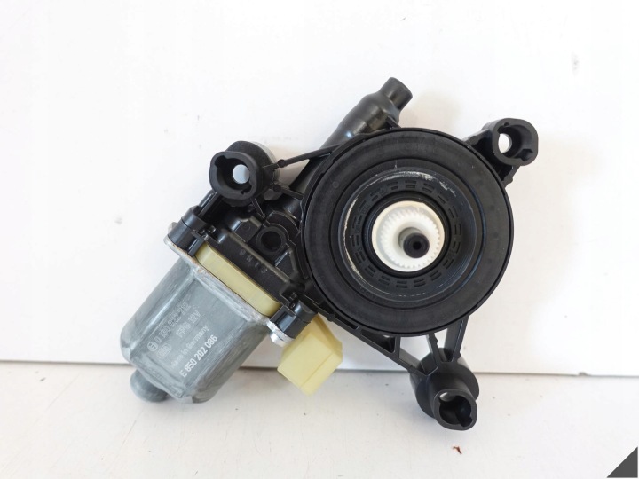 AUDI Q3 83A A3 S3 8V0 SKODA OCTAVIA 5E0 Motorino Alzacristallo VETRO finestrini PORTA Portiera