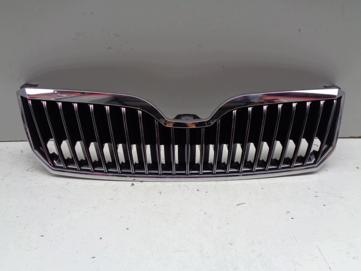 Grill Kühlergrill SKODA SUPERB II 3T 3T0 13-15 LIFT NR 53578