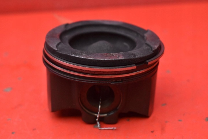 piston 082318 MERCEDES E-KLASA W213 2.0 CDI 194 KM 16-21