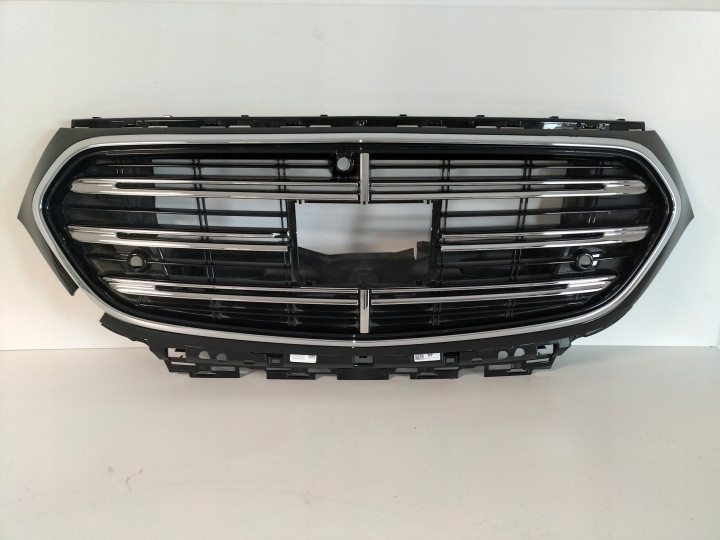 Grille/masque Grille Grille MERCEDES E KLASA W214 22