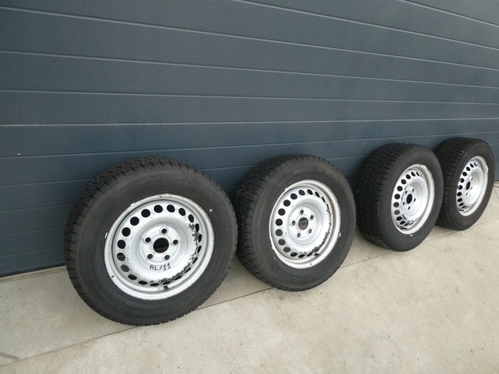 4X RUOTE CERCHI PNEUMATICI, GOMME 7H0601027D VW T5 T6 215/65/R16C 2022R/2016R