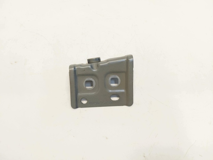 Mercedes EQB 250+ X243, w247 2025r Console Support plaque Aile Gauche Avant
