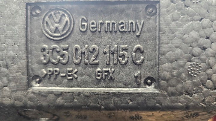 VW PASSAT B6 LEWAREK KEY HEART COMPRESSOR GEL CONTRIBUTION 3C011031B EU ORIGINAL 12