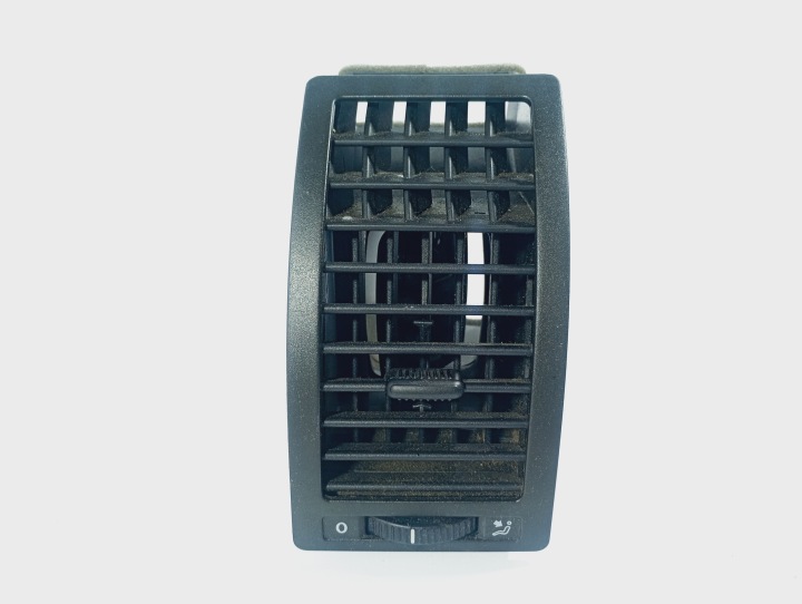 BOCCHETTA ARIA ANTERIORE Dell’aria sinistra autisti OE 6Q0819703 VW Polo 4 IV 9N 07-09
