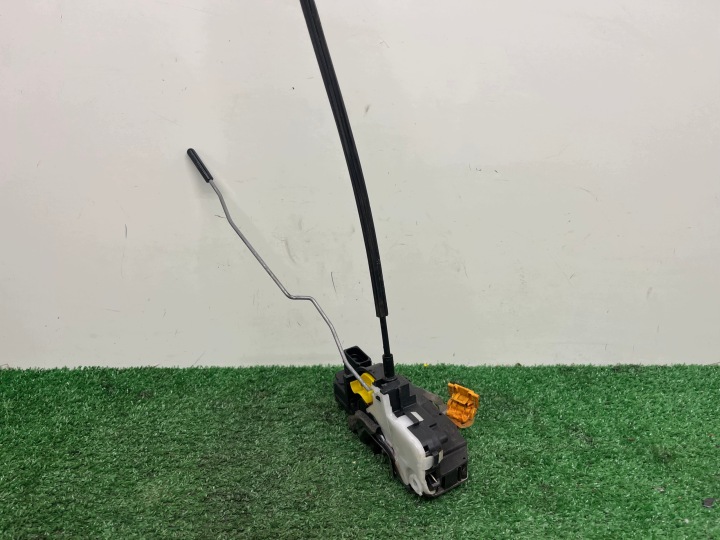 de la Serrure Portière Gauche Avant OPEL INSIGNIA