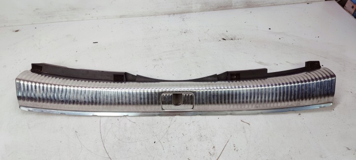 cap supports rear part AUDI A4 B9 AVANT 8W9864513