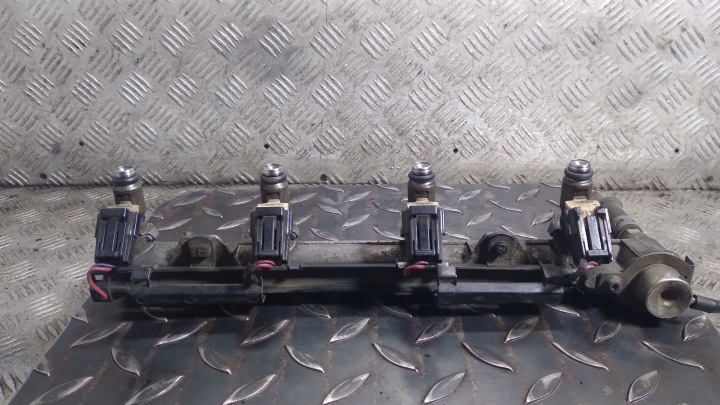 Kraftstoffverteiler Einspritzleiste VOLKSWAGEN GOLF 4 036133319AL