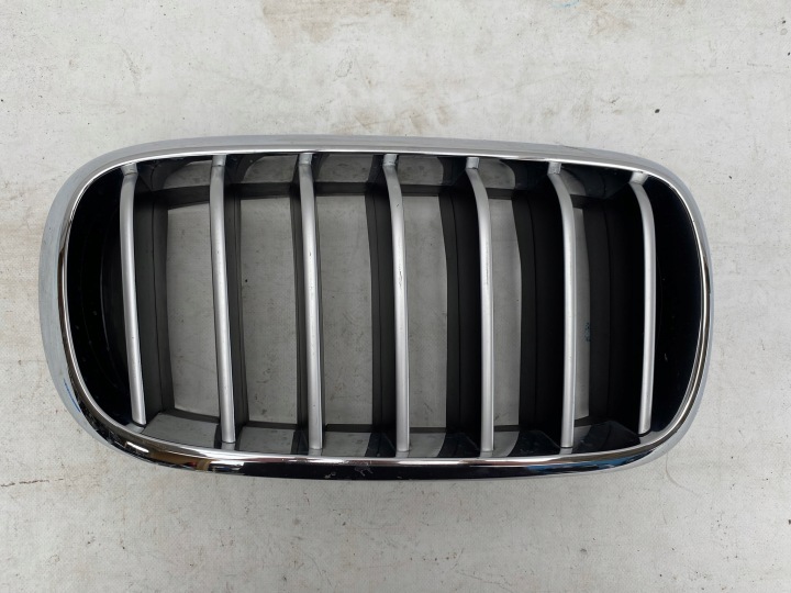 BMW F15 X5 F16 X6 maska Ladvinka pravá 7316076