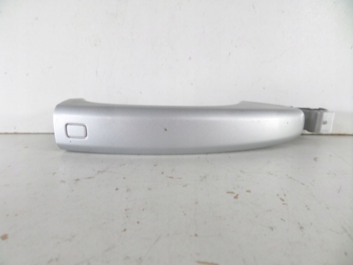 POIGNÉE PORTIÈRE AVANT GAUCHE AUDI A5 07- Q5 8R 09