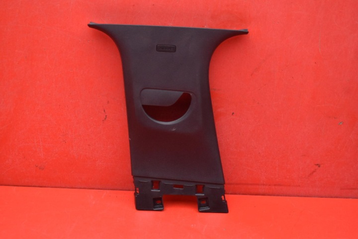 copertura GREMBIALINA SLUPKA SRODKOWEGO sinistra 9820799377 PEUGEOT 2008 2 II 19-21
