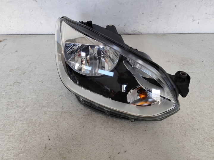 VOLKSWAGEN UP 2012 5D Licht vorne rechts EUROPA