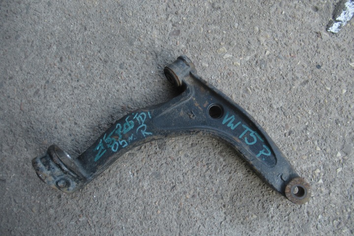 VW T5 2.5 TDI arm right front