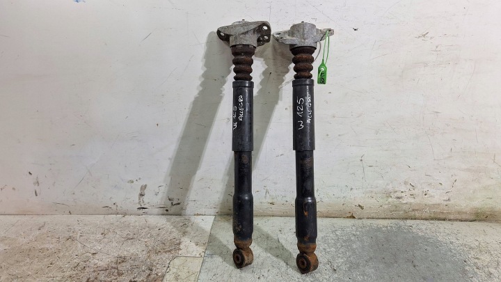 Stoßdämpfer rechts links heck KPL 1K0513029MQ SKODA YETI 5L VW GOLF VI