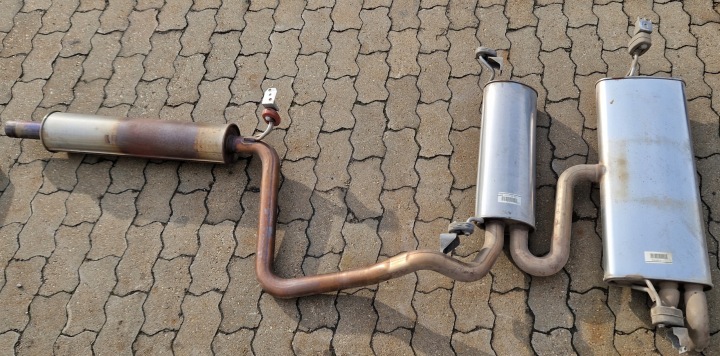 scarico TLUMIK KAROQ ATECA 5WA253611C come nuovo KPL