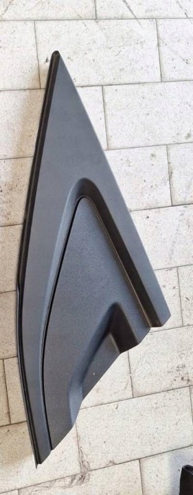 lajsna blatobrana prozori stakla stražnji dio strana lijeva Renault Megane E-Tech 833815239R