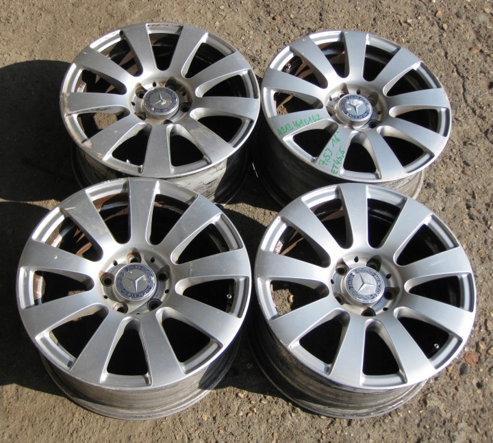 MERCEDES W212 CERCHI di alluminio 7,5J x 16 ET45,5 KOMPLET A2124010102