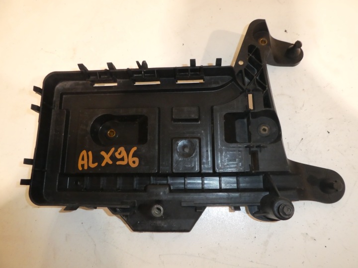 držák akumulátoru VW SEAT SKODA 1K0915333C