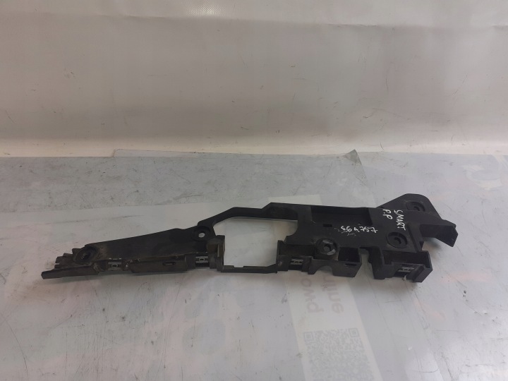 Suppporto montaggio paraurti Destra Anteriore SMART FORTWO e 450