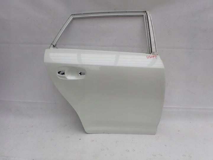 TOYOTA AVENSIS III 3 KOMBI 09-18 Portière Arrière Arrière Droit
