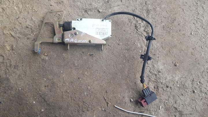 de la Serrure Portière Vérins de coffre hayon Central RENAULT MAGNUM Droite 5000937867 5010271204