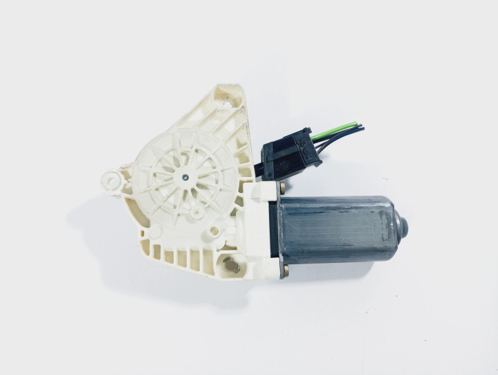 motor stěrače levý přední OE A1698201742 Mercedes A-KLASA W169 04-12
