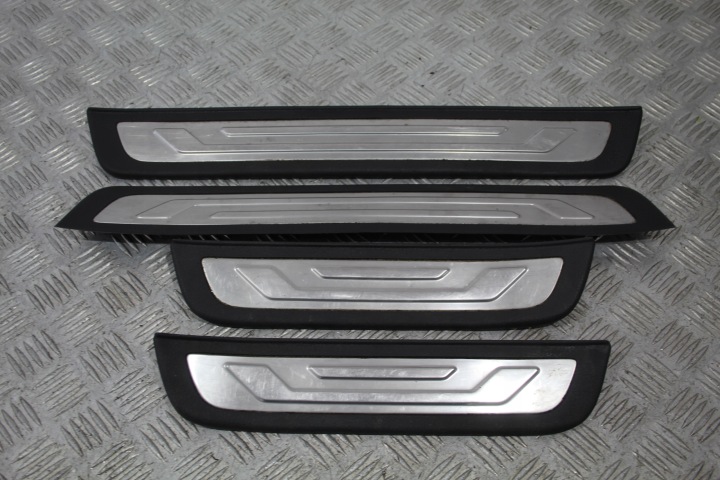 LIŠTY KRYTKY PRAHOVÉ KIA SORENTO II 2 LIFT
