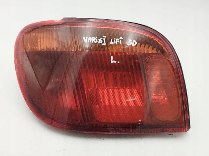 Toyota Yaris und 1 lift 5D Licht links heck hinten